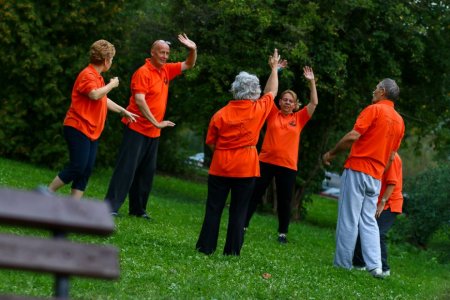tai chi - gyakorls a szabadban Kazincbarcika 2014