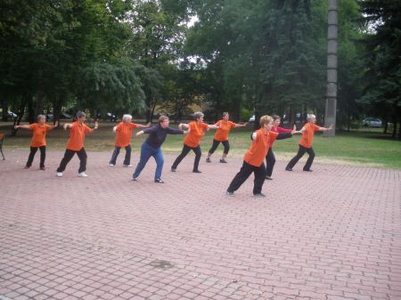 tai chi - gyakorls a szabadban 2012